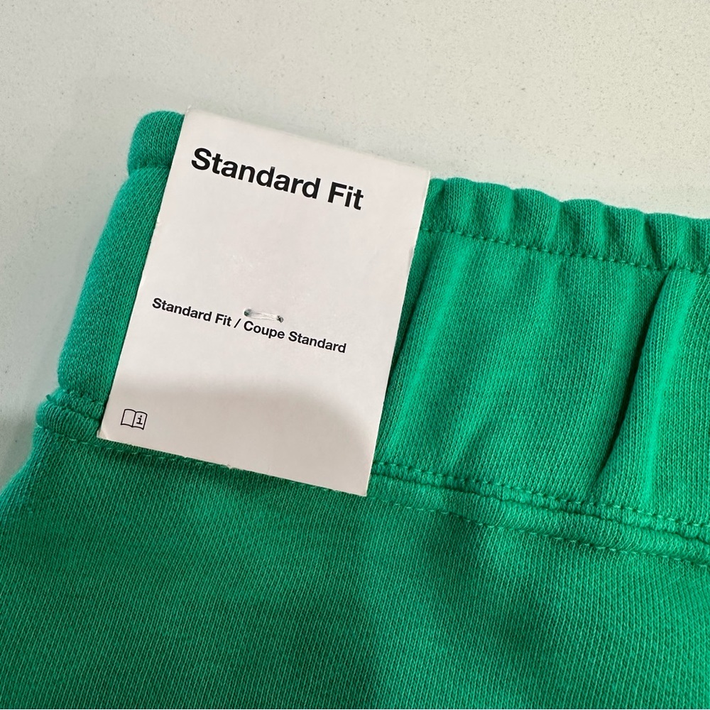 NIKE Women’s Green Pull on Shorts NEW size Large - Picture 6 of 6